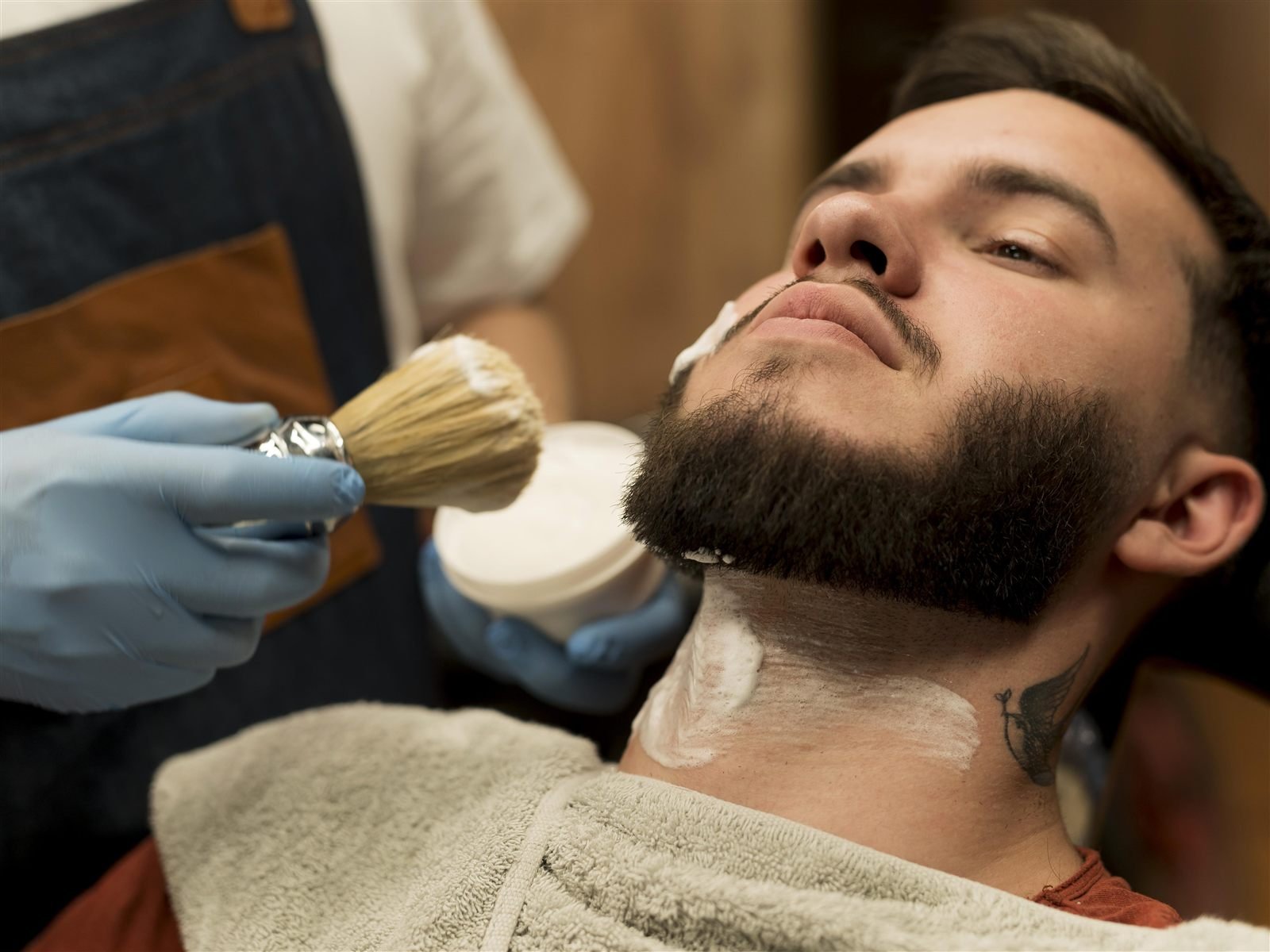 Hot Towel Shave Benefits: Why a Barber Shave Beats Shaving at Home
